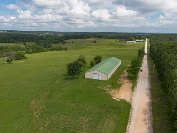 125 Eastgate Road, Elkland, MO 65644