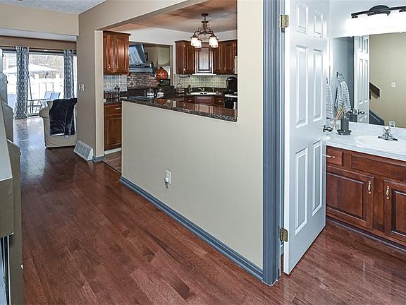 2nd image of 13305 Larchmere Blvd #202