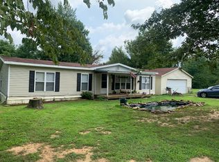 431 Willis Dr, Powderly, KY 42367