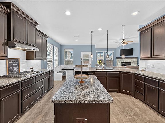 2nd image of 5617 Mountain Island Dr