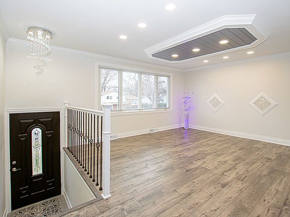 5th image of 8931 W 91st Pl