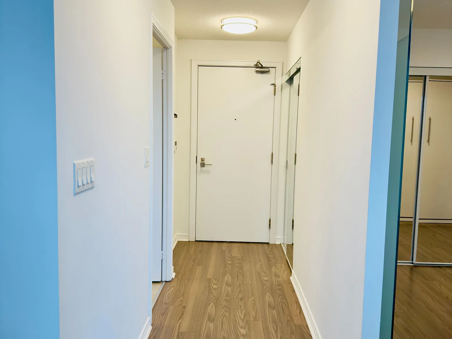 2 bed, $3,600 — Photo 2