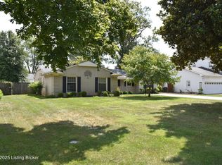 8620 Whipps Bend Rd, Bellemeade, KY 40222