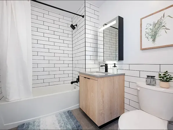 1856 Park Avenue image 5 of 22