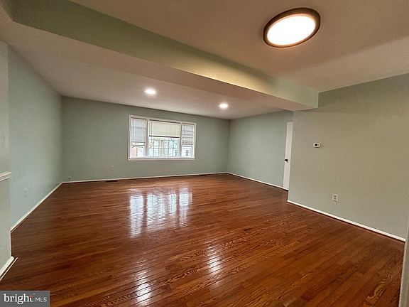 5th image of 7751 Tiverton Dr Suite 7751