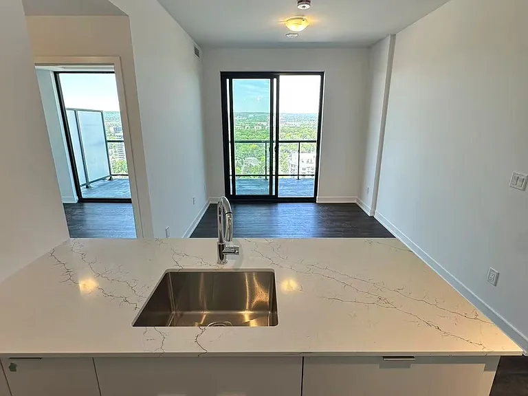 2075 Lakeshore Rd #2601 — Photo 3