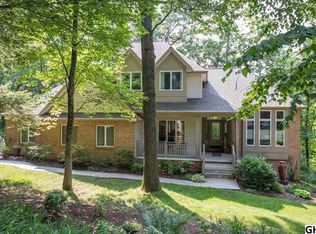 5003 Mountain Ridge Ln, Harrisburg, PA 17112