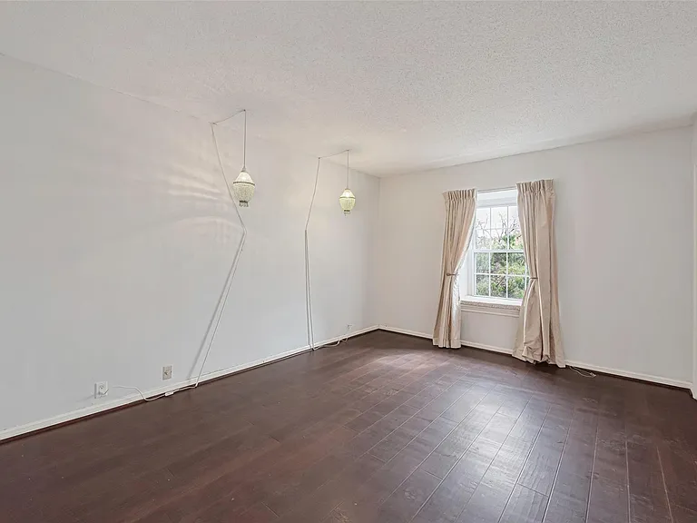 2601 Bellefontaine St #B309 — Photo 15