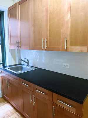 Rented by City & Suburban | media 21