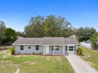 2075 N Berkley Rd, Avon Park, FL 33825