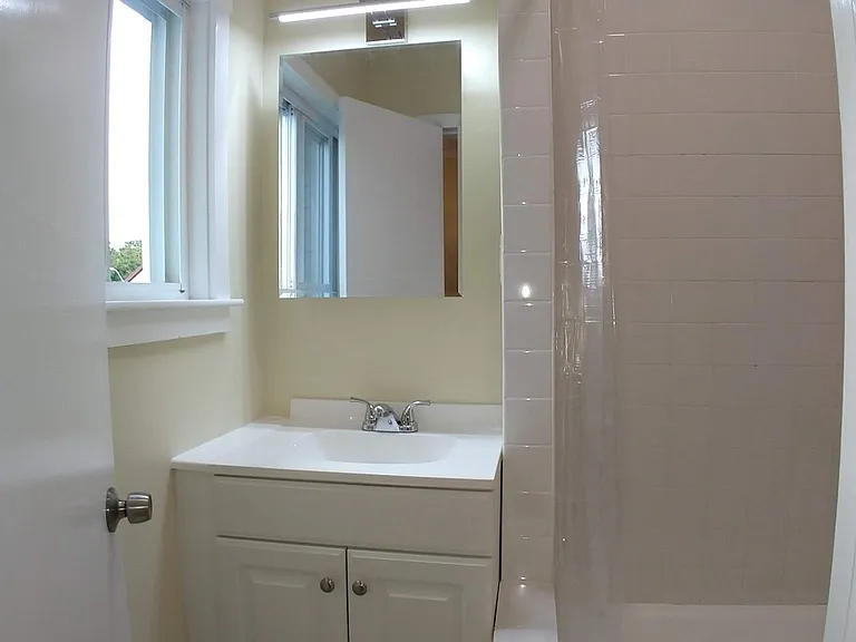 91 Irving St #2 — Photo 9