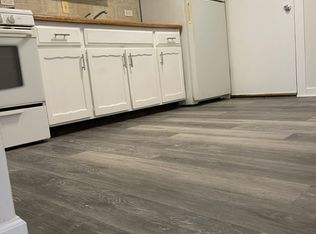 10356 Michael Todd Ter #1W, Glenview, IL 60025