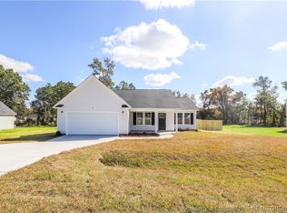 18 Terrier Ct, Parkton, NC 28371