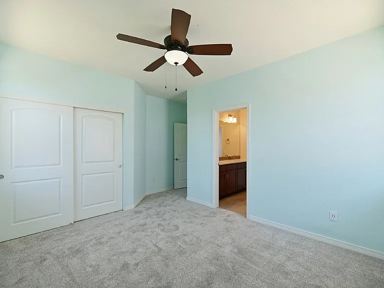 16006 Swan Mountain Dr — Photo 31