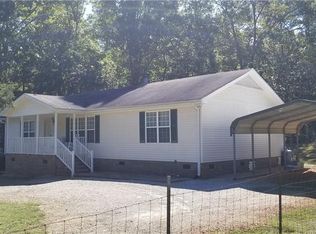368 White Oak Rd, Central, SC 29630
