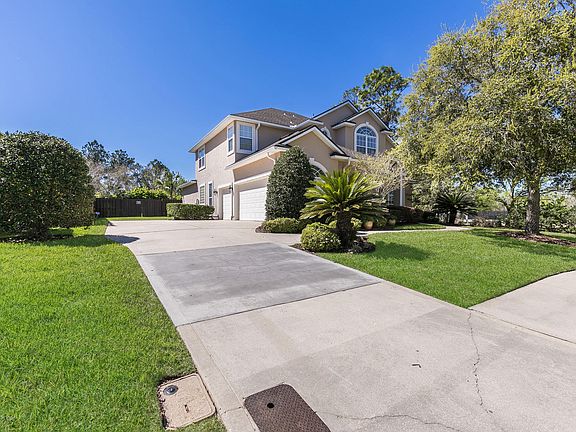 2nd image of 11648 HAMPTON PARK Boulevard E