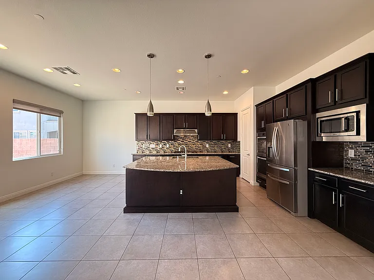 3217 Porta Cesareo Ave — Photo 5