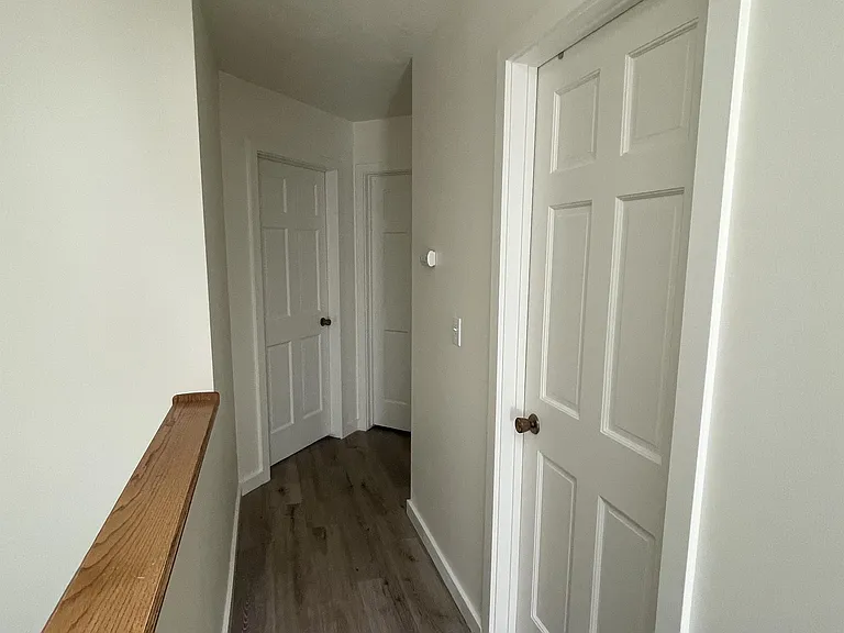1611 W Koch St #30-1 — Photo 11