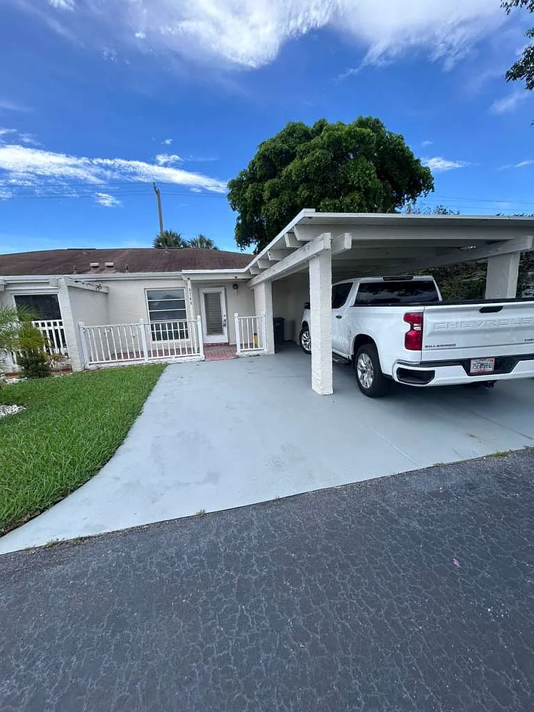 2 bed, 1148 sqft, $2,100 — Photo 4