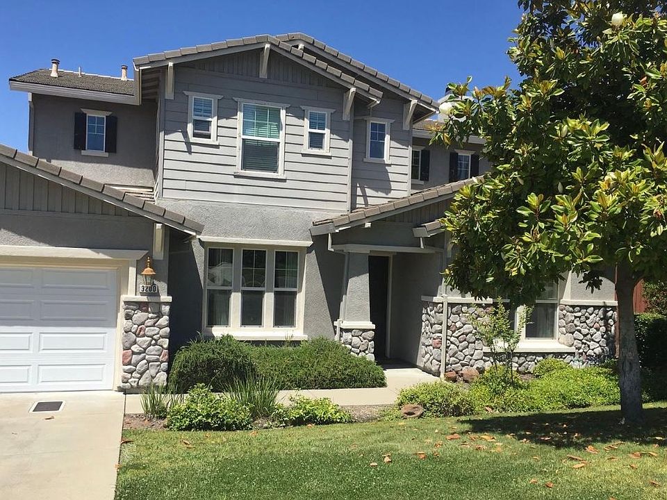 1st image of 3200 Black Oak Dr