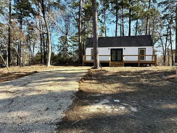 457 Impala Dr, Onalaska, TX 77360