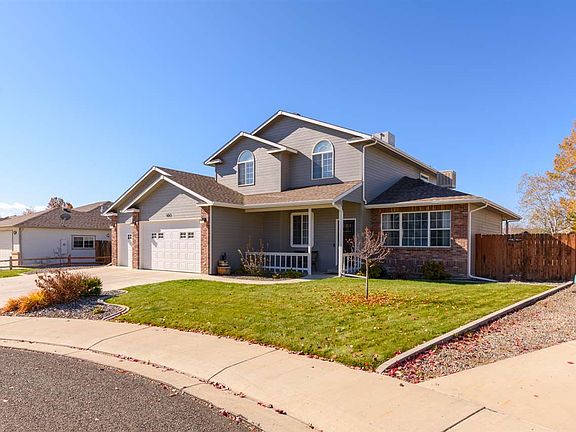 3rd image of 647 W Pagosa Dr