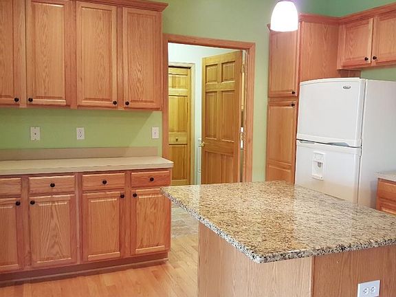 4th image of 12016 Vermillion St NE Unit A