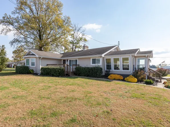 1711 W 2nd St, Seymour, IN 47274