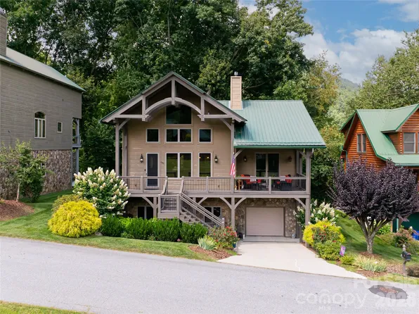 649 Panoramic Loop, Maggie Valley, NC 28751