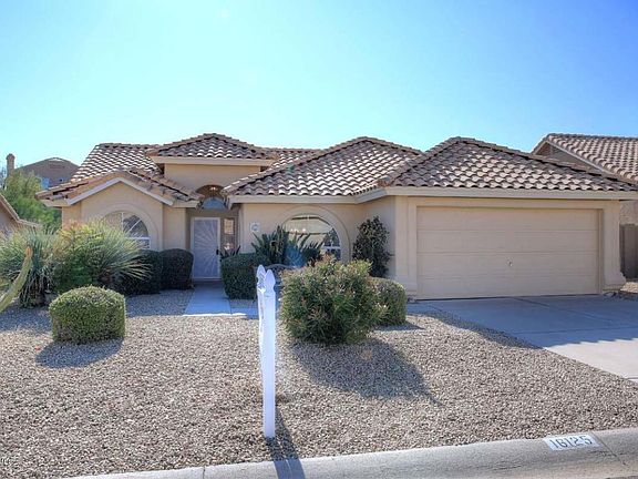 2nd image of 16125 E Glendora Dr