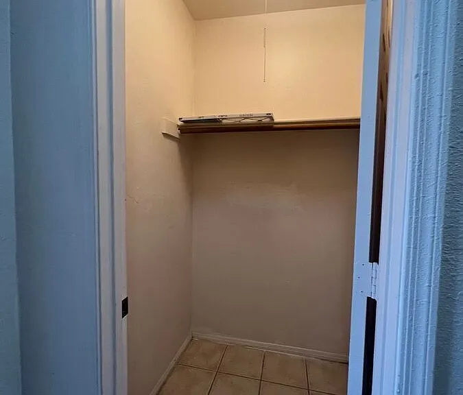 1229 W Pierce St #2 — Photo 7