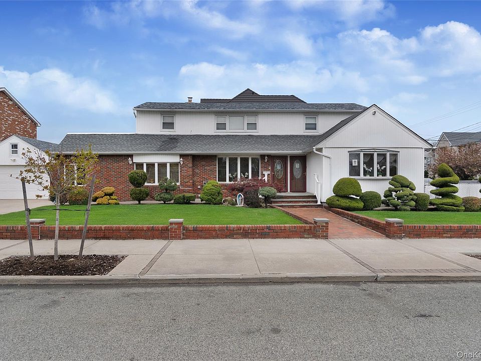 1st image of 86-17 157th Avenue