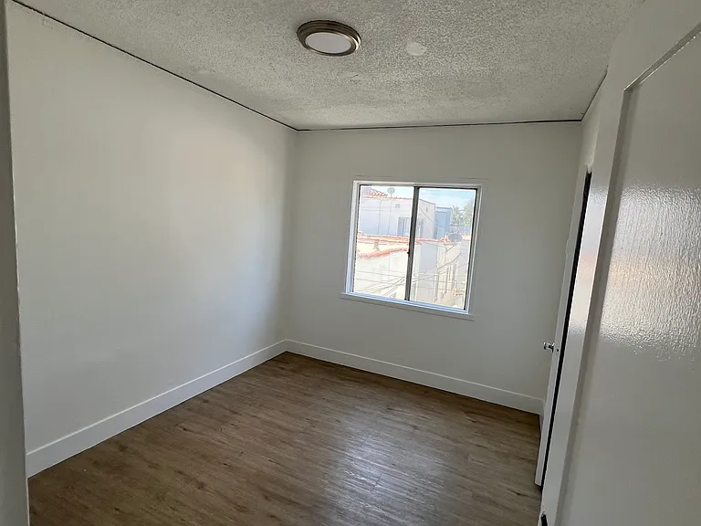 6368 Arbutus Ave #6368 — Photo 5