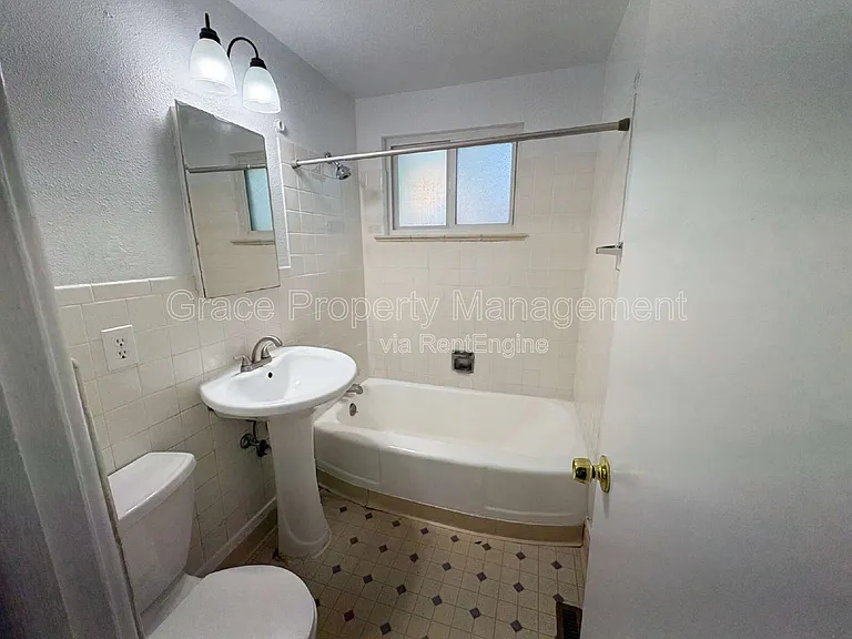 1665 Pierce St #3 — Photo 9