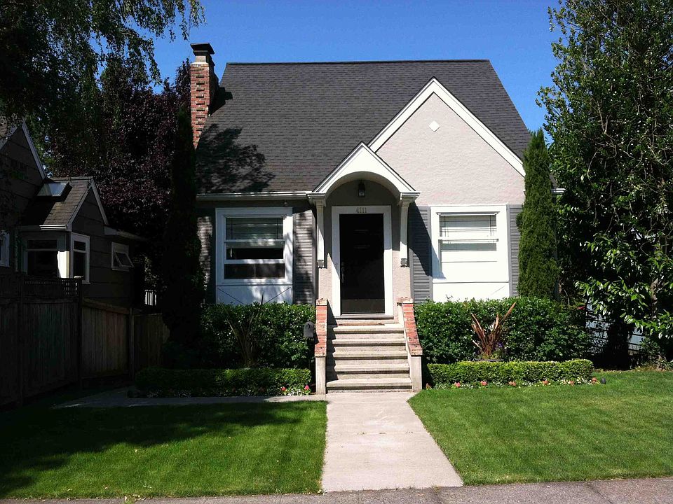 1st image of 4111 42nd Ave NE