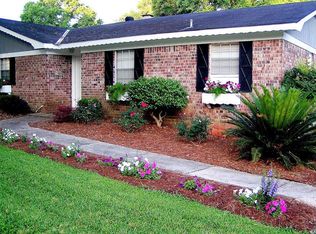 3233 Western Woods Dr, Mobile, AL 36618