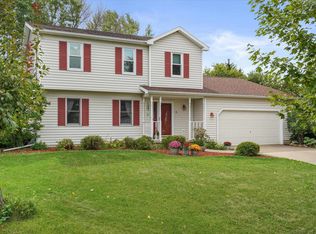 6 Homewood Cir, Madison, WI 53704