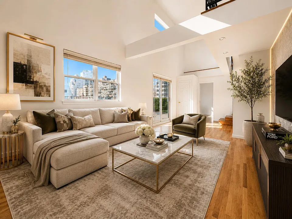 401 E 68th St #PENTHOUSE