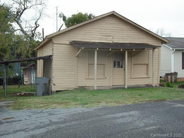 2nd image of 1405 Dove St