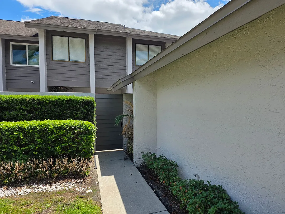 Building Photo - 162 Olive Tree Cir