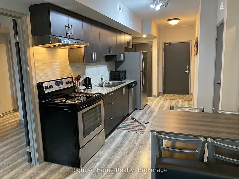 275 Larch St #G310 — Photo 12