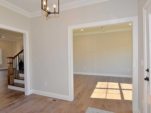 3rd image of 1138 Horseshoe Bend Way