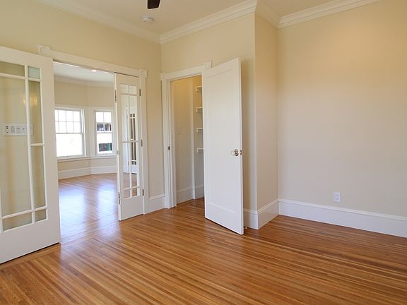 4th image of 1 Jordan Ave #12