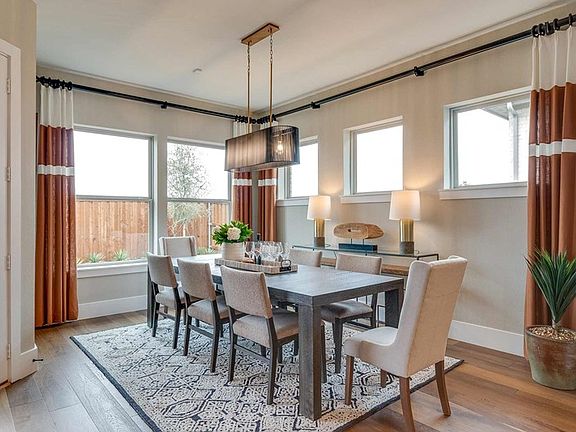 The Bluffstone - Dining