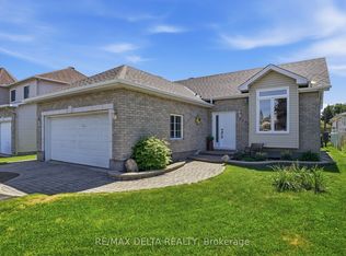 2733 Sylvain St, Clarence Rockland, ON K4K 1S6