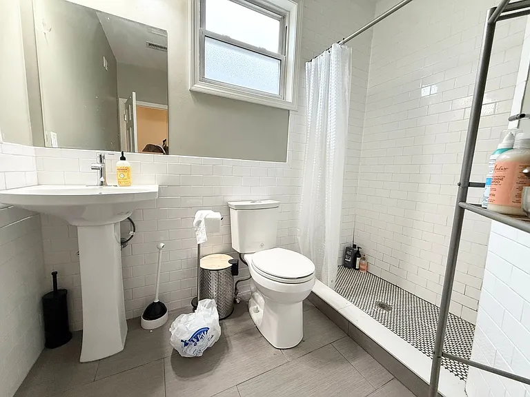 77 Chester St #3 — Photo 5