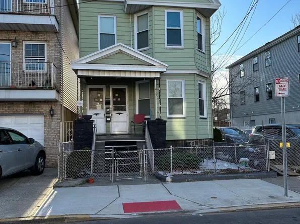 151 Armstrong Ave, Jersey City, NJ 07305
