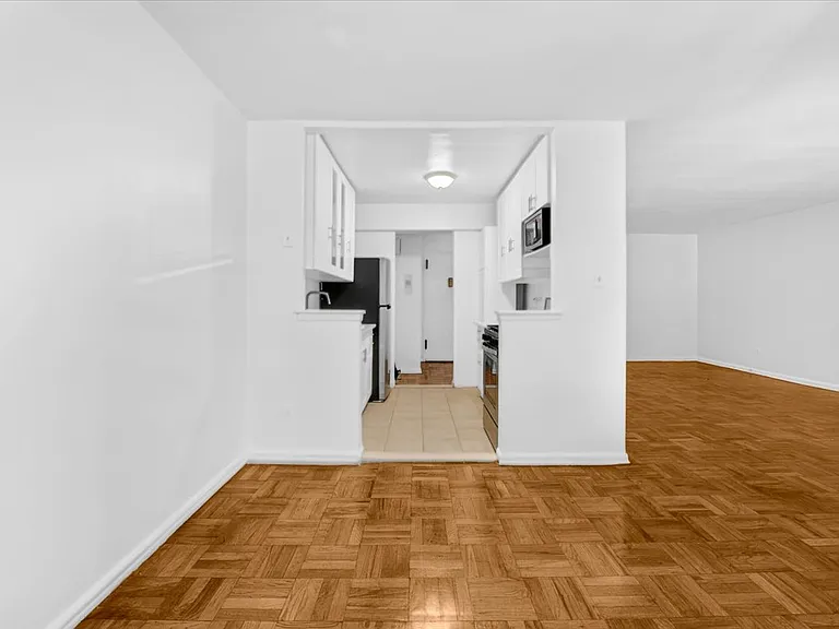 37-30 73rd St #1D — Photo 12