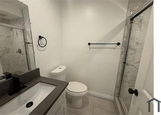 237 E Anaheim St #3 — Photo 9