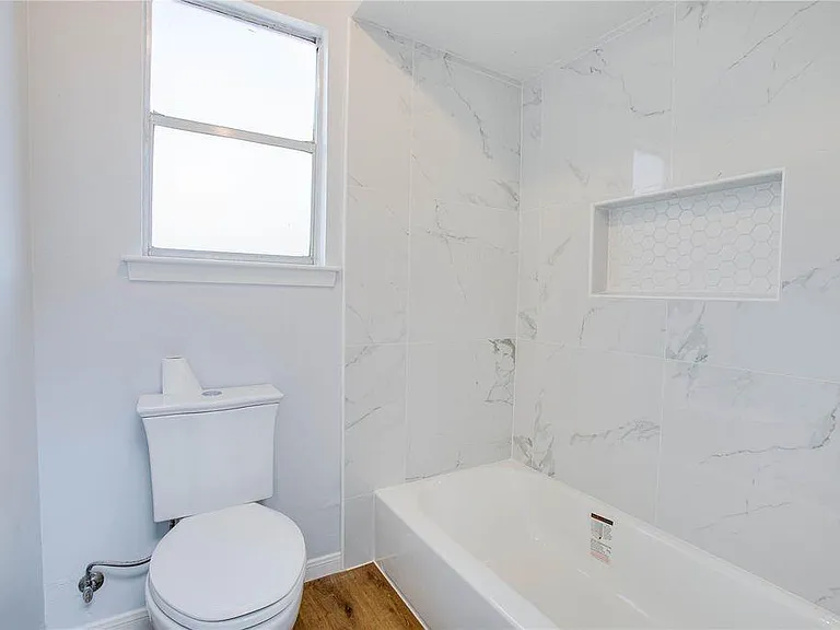 605 Jeff Davis Ct — Photo 24